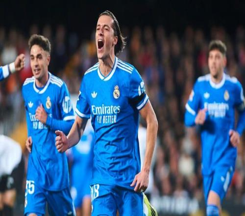 多特蒙德力,克奥格斯堡,轮激战,竞彩网,中国竞彩网官方,竞彩网官网,竞彩网首页