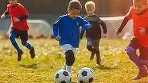 德国战意大利，克莱因丁斯特与格雷茨卡破门，基米希两度献助攻