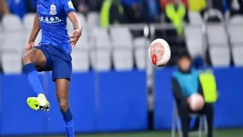 加拿大冰球队夺冠，特鲁多回击特朗普：胜利非战利品之争